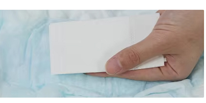 OEM & ODM Design Sprzedaż hurtowa Starożytne kobiety i mężczyźni jednorazowe pieluchy dla dorosłych Wysoka absorpcja 3